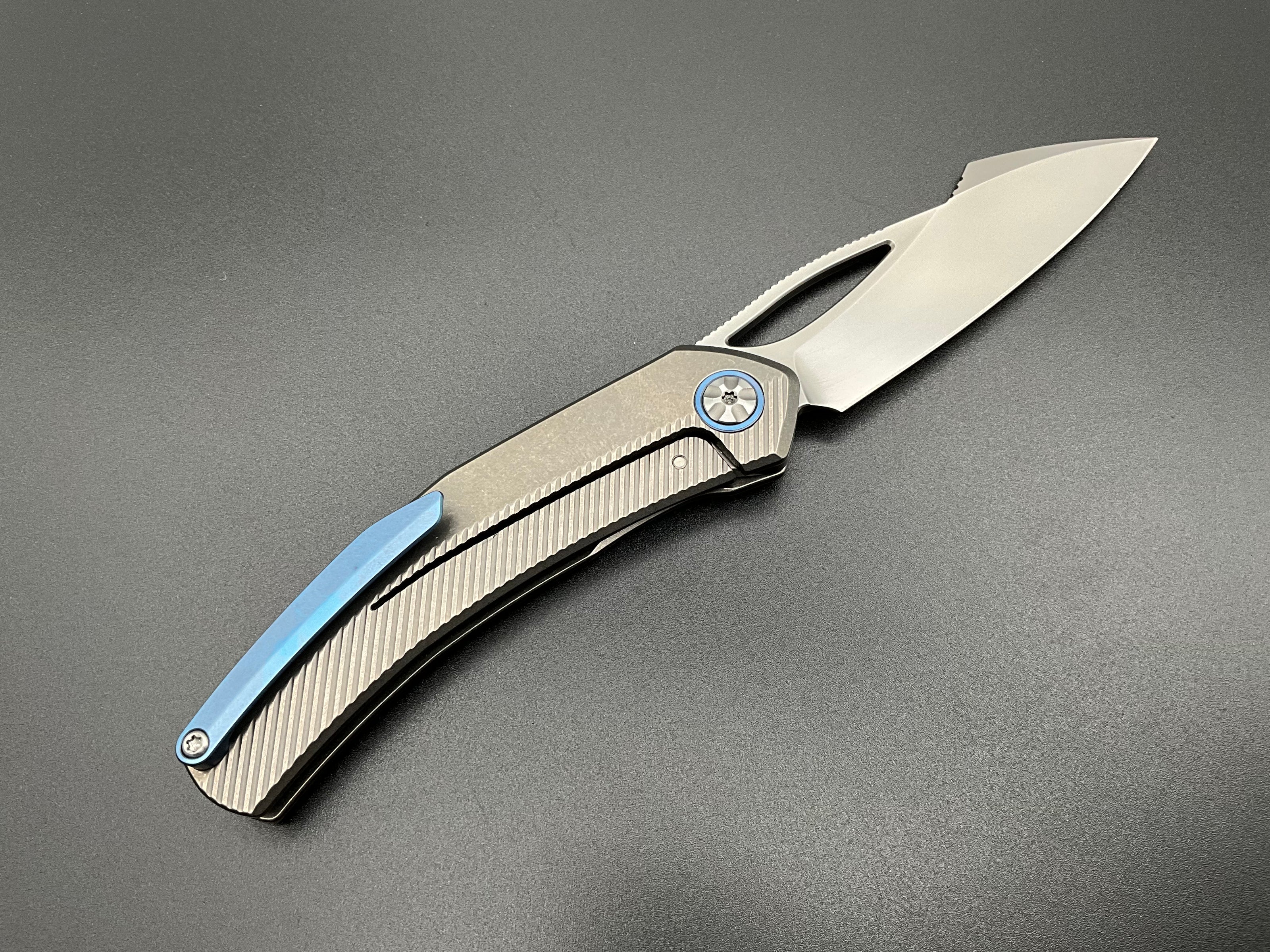 Slashley Bead Blast/Blue