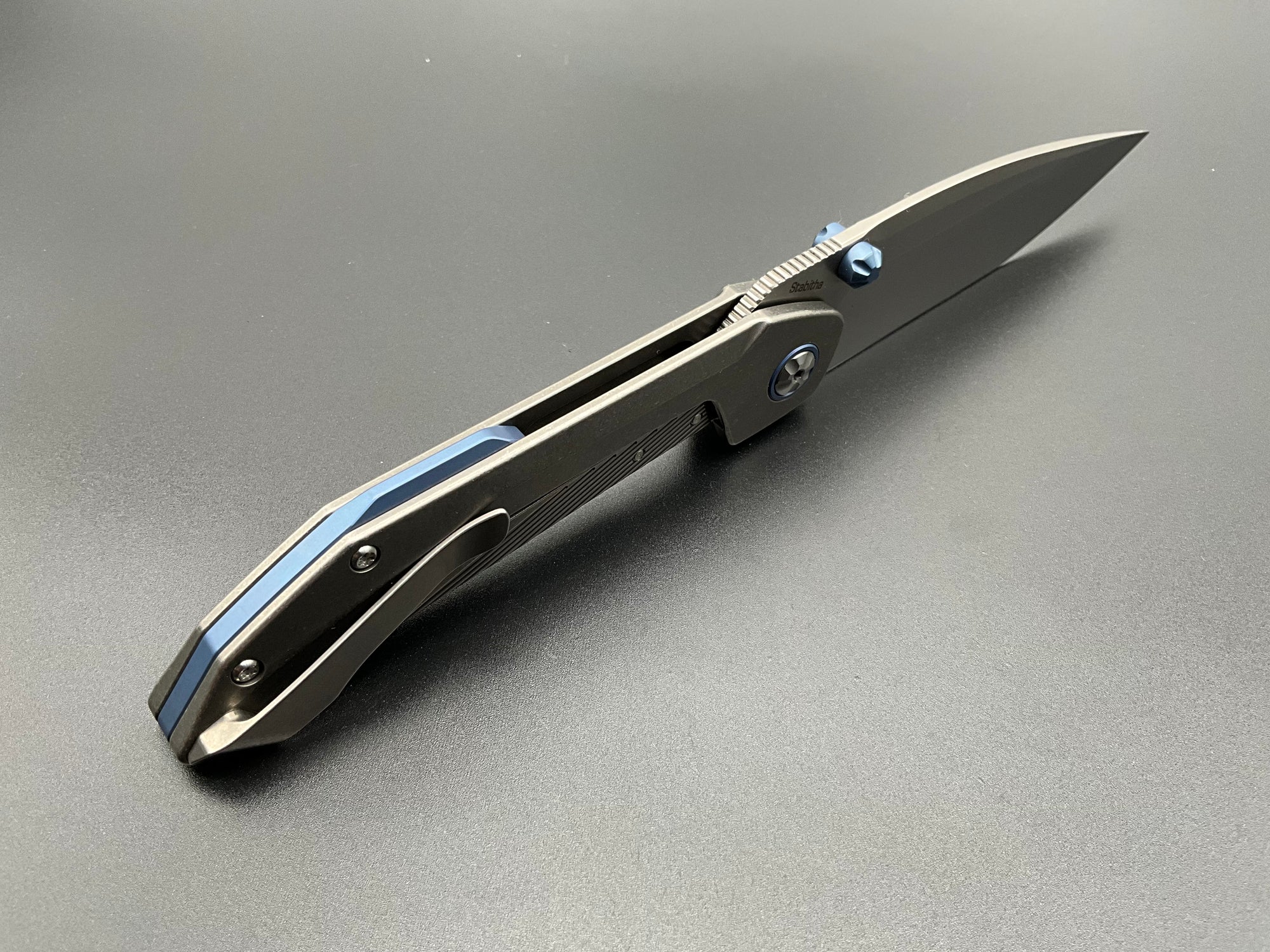 Stabitha Bead Blast/Blue
